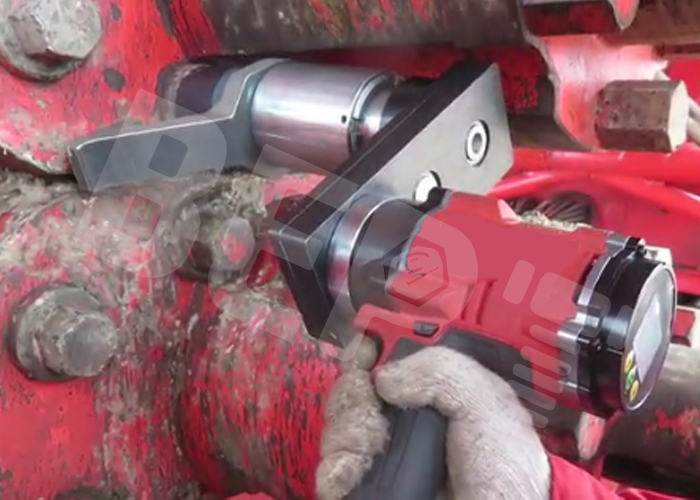 Digital Lithium Battery Torque Wrench(Remote control,  with rotation angle, bridge adapter with socket)