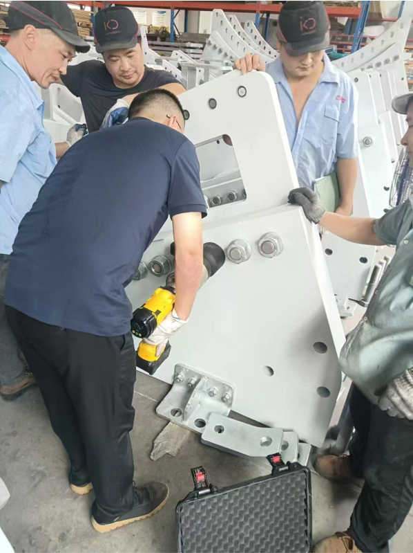 Lithium-ion Digital Torque Wrench (Wind Turbine Tower Transport Bracket Nuts)6.png